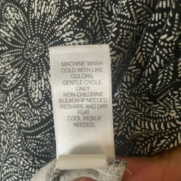 J. Jill Wearever Ballet-Sleeve Print Top (EUC) - Picture 6 of 7